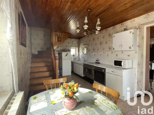 Maison traditionnelle 5 pièces de 155 m² à LES ABRETS (38490)