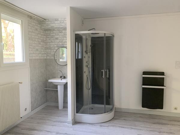 Maison 4 chambres, jardin et garage