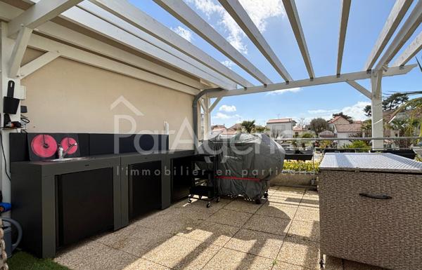 Appartement Terrasse 95 m2 Centre-ville Saint-Palais-sur