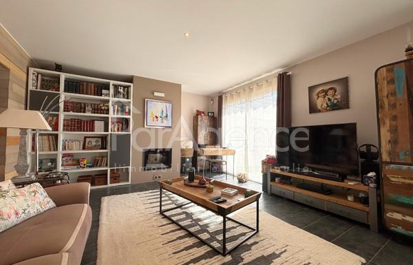 Appartement Terrasse 95 m2 Centre-ville Saint-Palais-sur