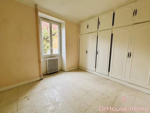 Immeuble à vendre 5 pièces de 148 m²