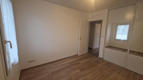 Maison de plain-pied avec piscine, Chauray 6 pièce(s) 123 m2