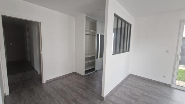 Maison de plain-pied avec piscine, Chauray 6 pièce(s) 123 m2