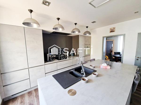 Grande et belle maison