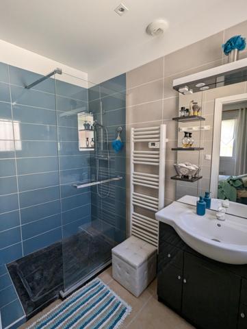 Maison à REDESSAN, 30129 - 5 pièces 125m²