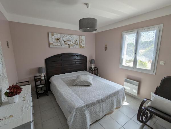 Maison à REDESSAN, 30129 - 5 pièces 125m²