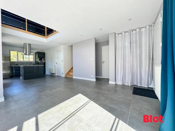 Maison 5 pièce(s)