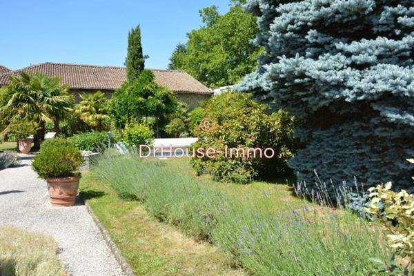 Maison à vendre 10 pièces de 267 m²