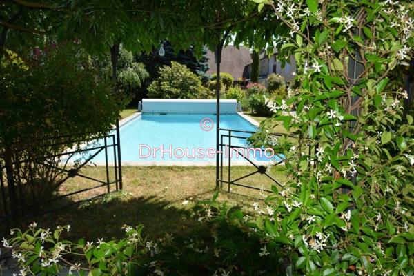 Maison à vendre 10 pièces de 267 m²