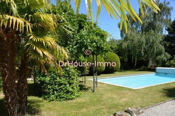 Maison à vendre 10 pièces de 267 m²