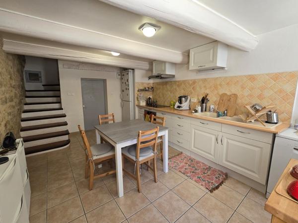 Maison de village T3 - Pierrevert - Réf. G51