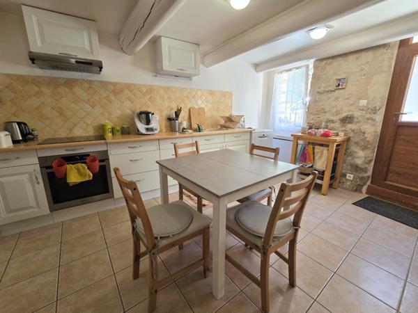 Maison de village T3 - Pierrevert - Réf. G51