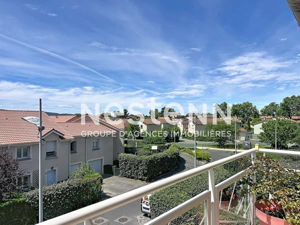 APPARTEMENT T4 À RILLIEUX-LA-PAPE - VILLAGE - 3 CHAMBRES