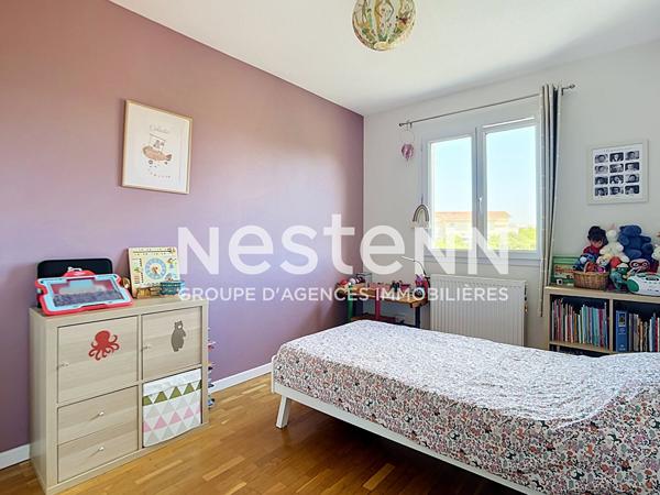 APPARTEMENT T4 À RILLIEUX-LA-PAPE - VILLAGE - 3 CHAMBRES