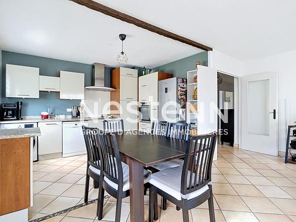 APPARTEMENT T4 À RILLIEUX-LA-PAPE - VILLAGE - 3 CHAMBRES