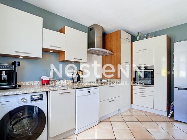 APPARTEMENT T4 À RILLIEUX-LA-PAPE - VILLAGE - 3 CHAMBRES