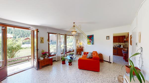 T3 - JARDIN 624m2 - CAVE - PARKING Barcelonnette (04400)
