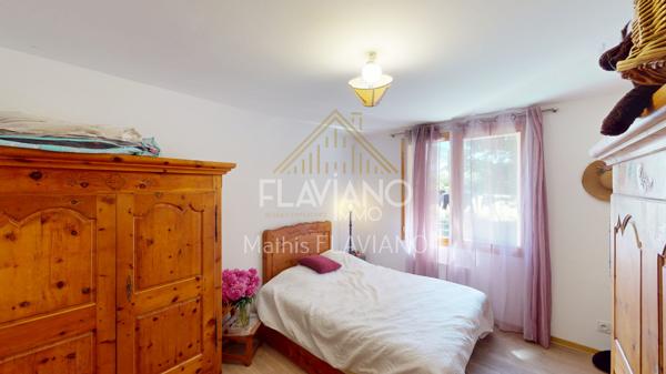 T3 - JARDIN 624m2 - CAVE - PARKING Barcelonnette (04400)