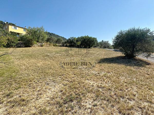 Terrain à vendre à Manosque Vue dominante - Opportunité rare !