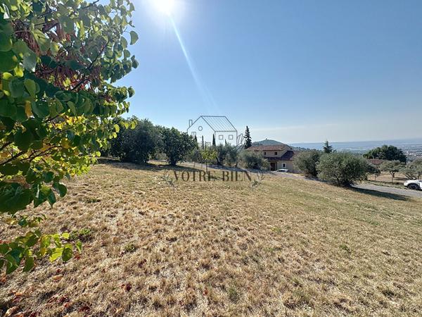 Terrain à vendre à Manosque Vue dominante - Opportunité rare !