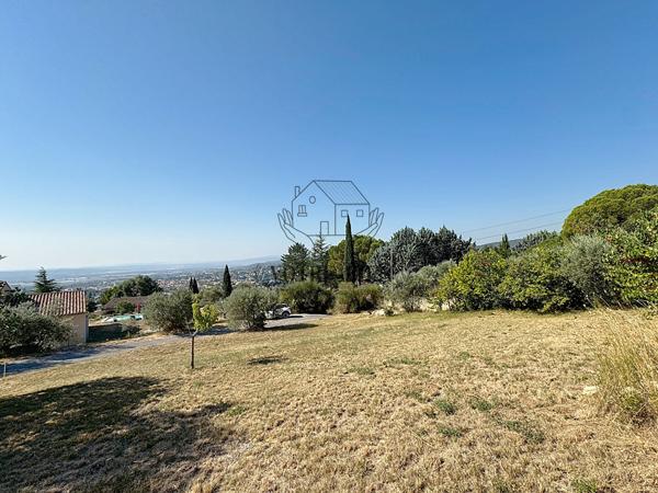 Terrain à vendre à Manosque Vue dominante - Opportunité rare !