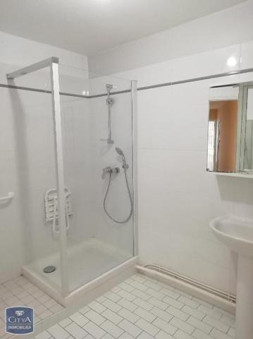 Appartement à louer 3 pièces 74m²