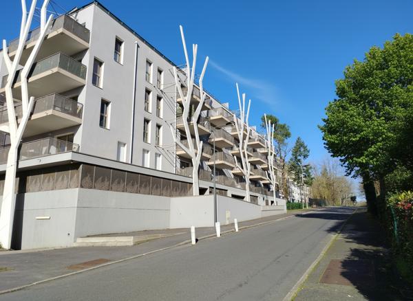 Appartement Tours 3 pièce(s) 63.72m² TOURS -Montjoyeux