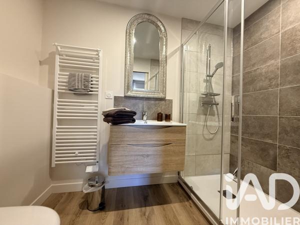 Maison à vendre 16 pièces 308 m² Isigny-le-Buat