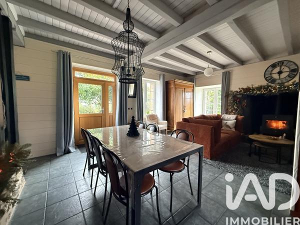 Maison à vendre 16 pièces 308 m² Isigny-le-Buat