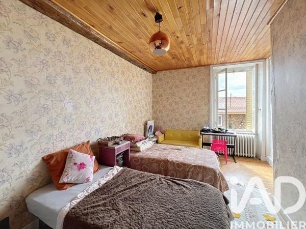 Maison à vendre 4 pièces 129 m² Saint-Just-en-Chevalet