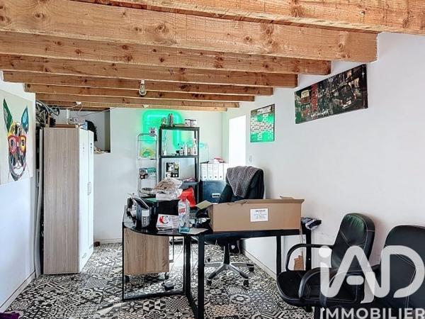 Maison à vendre 4 pièces 129 m² Saint-Just-en-Chevalet