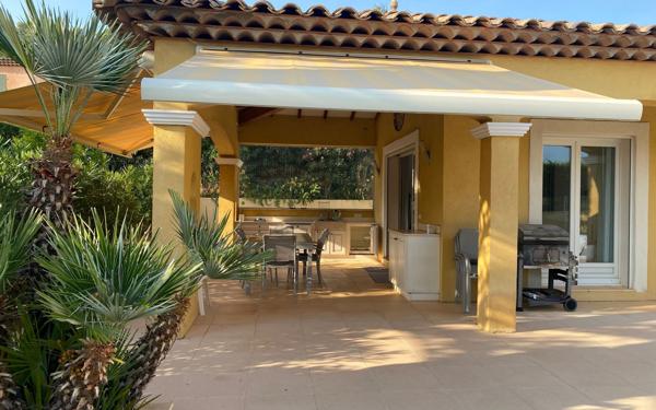 Maison à vendre    4 pièces • 147,73 m2 Le Cannet-des-Maures