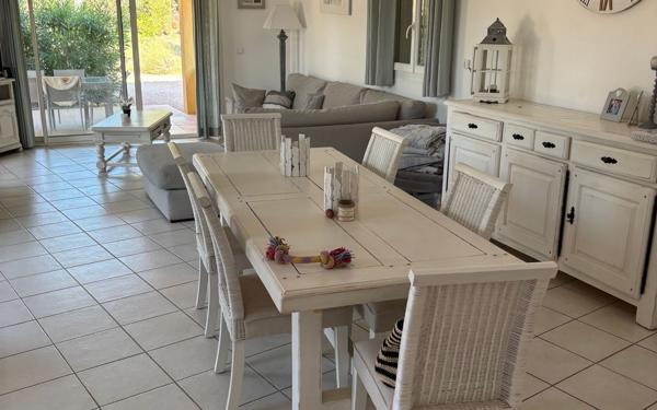 Maison à vendre    4 pièces • 147,73 m2 Le Cannet-des-Maures