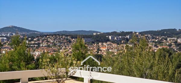 Appartement 6 pièces + 2 garages double TOULON (83)