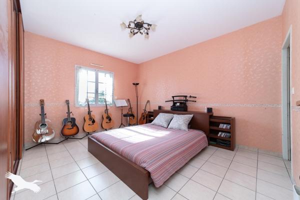 Maison à vendre |  Saint-André-de-Cubzac |  5 pièces | 195 m²