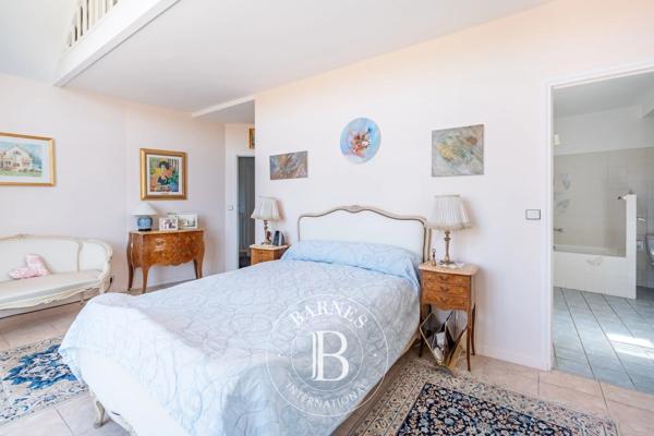 Croissy-sur-Seine, Maison 4 Chambres -  218 m² à vendre