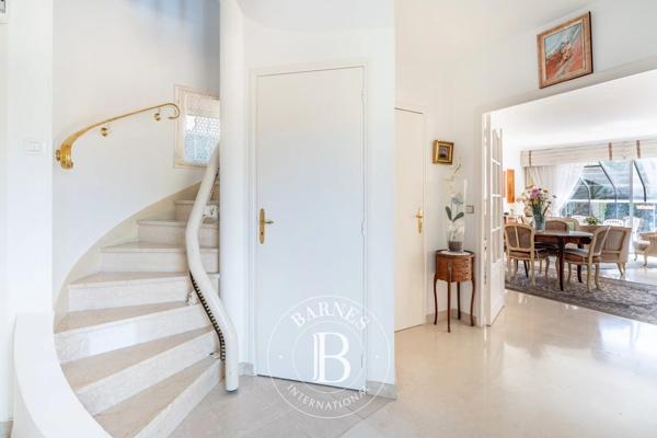 Croissy-sur-Seine, Maison 4 Chambres -  218 m² à vendre