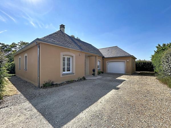 Maison Chateau Gontier Sur Mayenne 6 pièce(s) 136m²