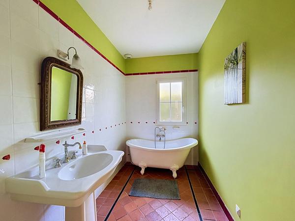 Maison Chateau Gontier Sur Mayenne 6 pièce(s) 136m²