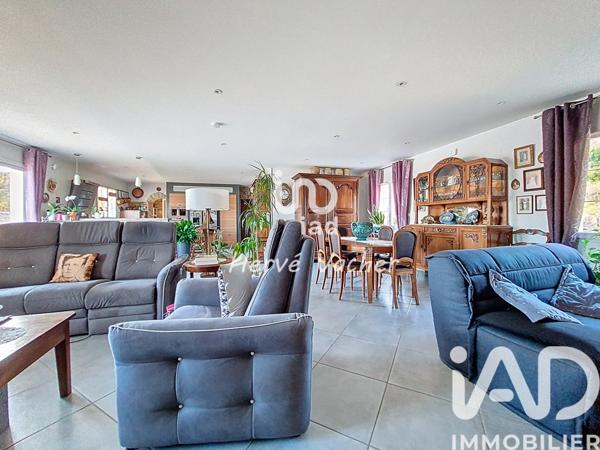 Maison à vendre 5 pièces 153 m² Villieu-Loyes-Mollon