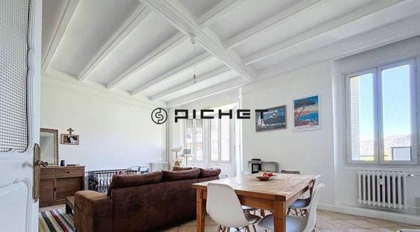 Appartement 7 pièces 131 m² TOULON - 83000