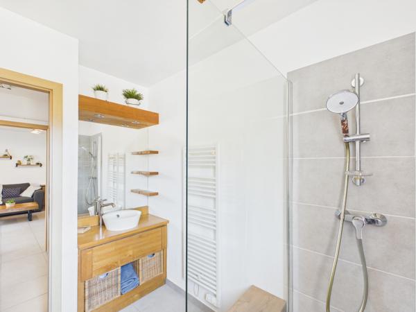 Appartement
         3 pièces
        - 64 m² Exclusivité 320 000 €*