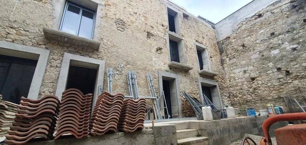 Ensemble immobilier Proche Béziers