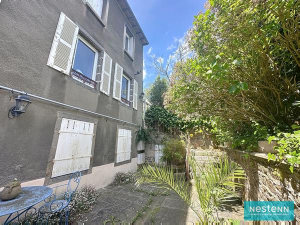 VENTE - IMMEUBLE 4 STUDIOS + Grande maison à diviser CENTRE-VILLE