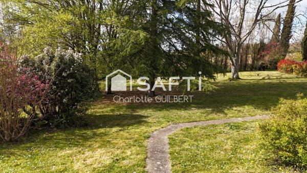 Propriété avec piscine et tennis