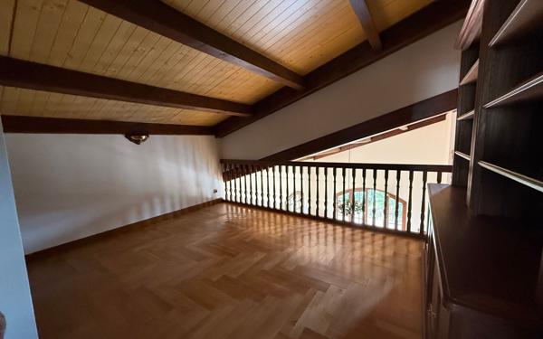 Maison à vendre    8 pièces •  Sète