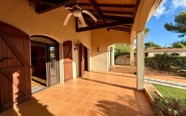 Maison à vendre    8 pièces •  Sète