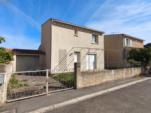 Maison à vendre à Saint-Martin-de-Crau dans les Bouches-du-Rhône (13310), ref : 075/205   
CENTRE