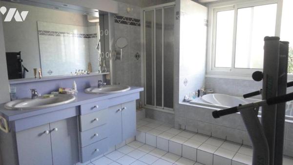 Pavillon de plain pied 4 chambres terrasse jardin garage