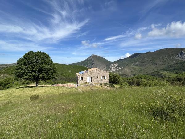 Immobilier Digne-les-Bains (04000) – Maison 195.58m2 – 546 000 €